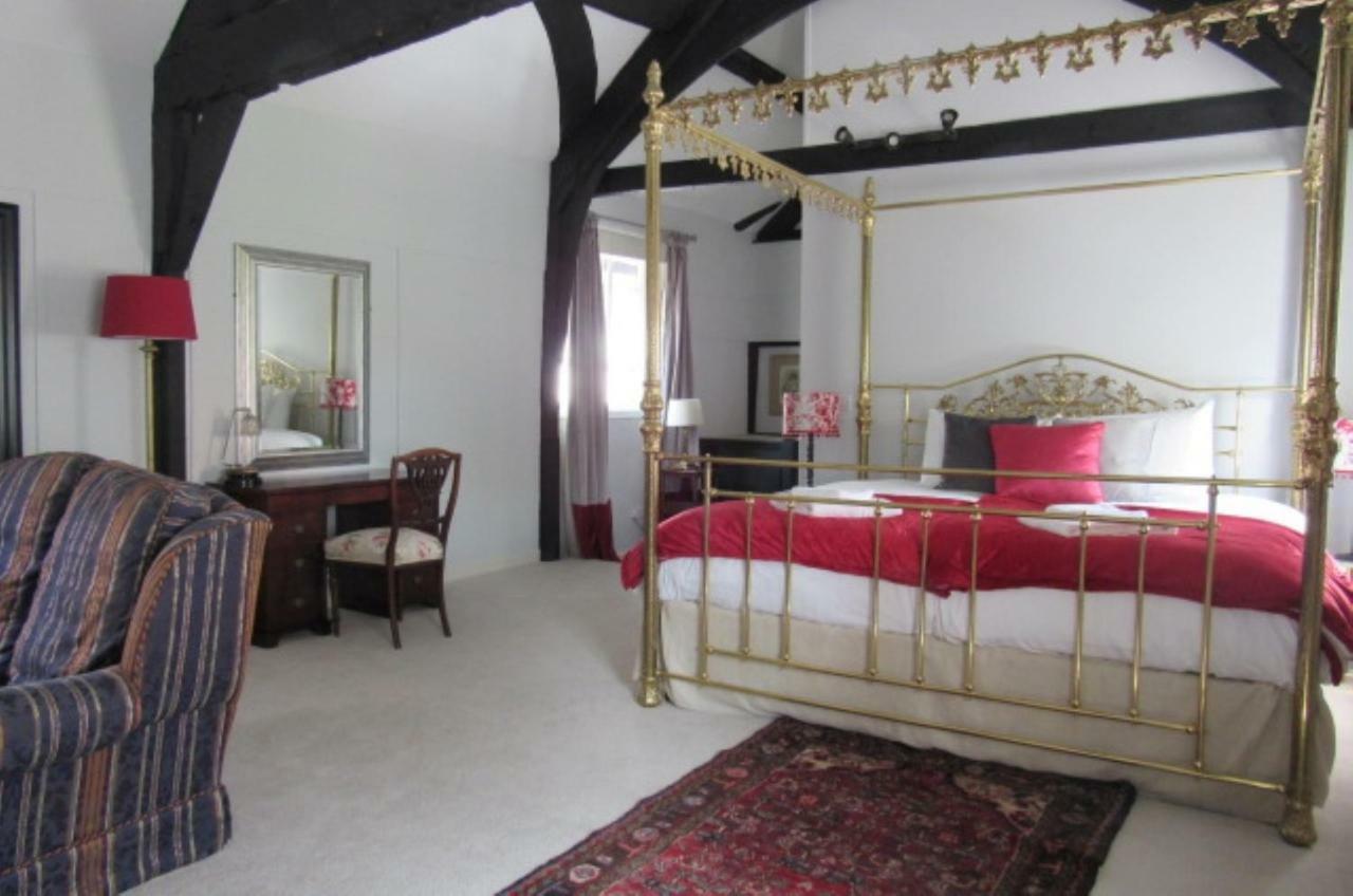 The Old Vicarage Hotel & Restaurant ブリッジウォーター エクステリア 写真 The bedroom